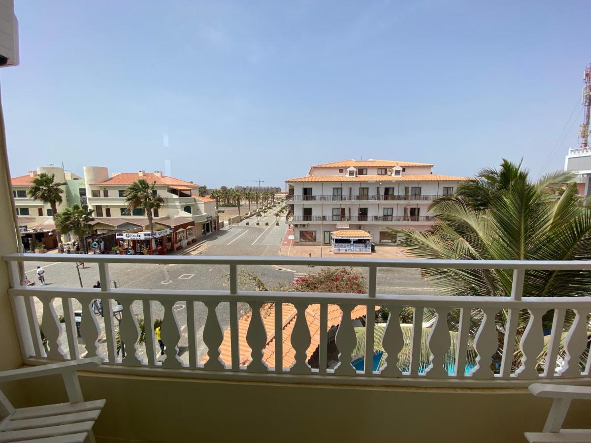 Aparthotel Nhaterra Santa Maria Exterior photo